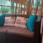 아파트 Les Jardins De Diana 망들리유 라 나플
