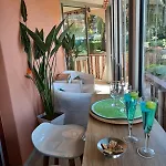 Les Jardins De Diana 아파트 망들리유 라 나플